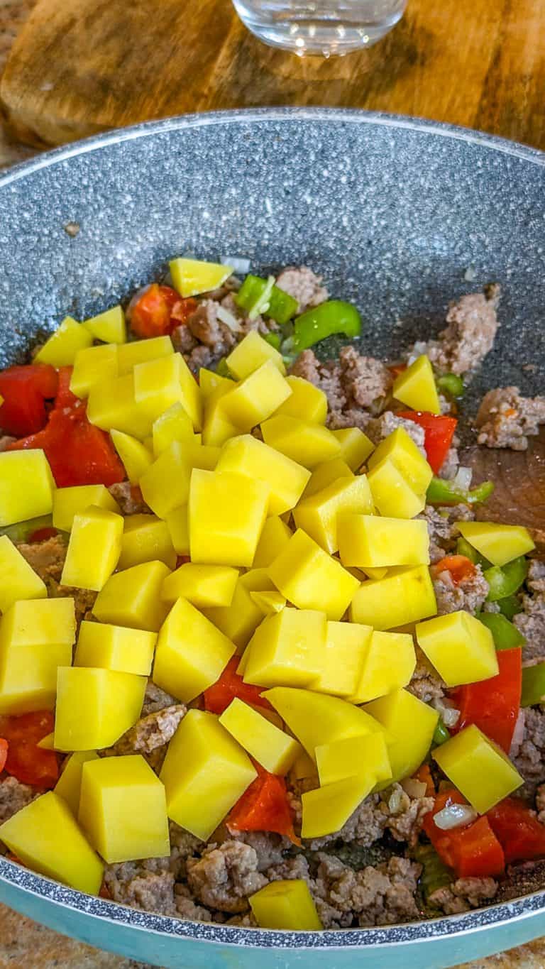 Moms Picadillo Con Papa Ground Beef With Potatoes Cookmexican